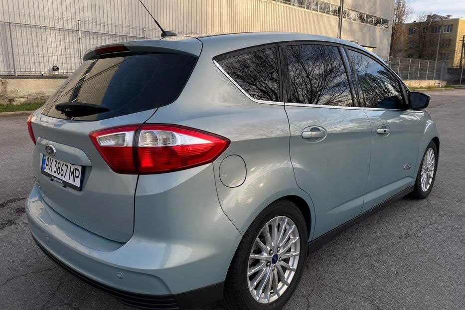 Продам Ford C-Max 2013 года в Днепре