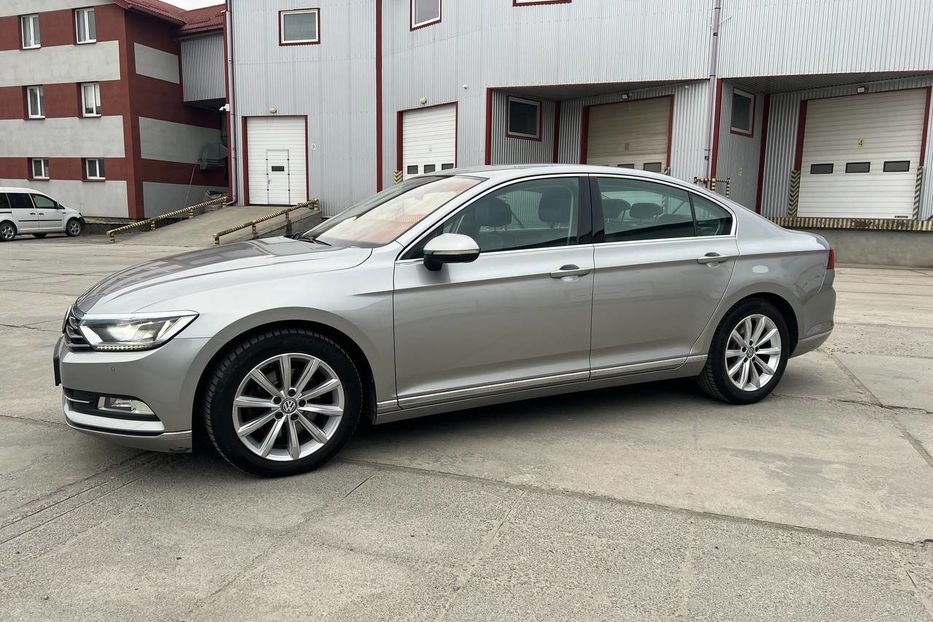 Продам Volkswagen Passat B8 LED NAVI KLIMA  2015 года в Львове