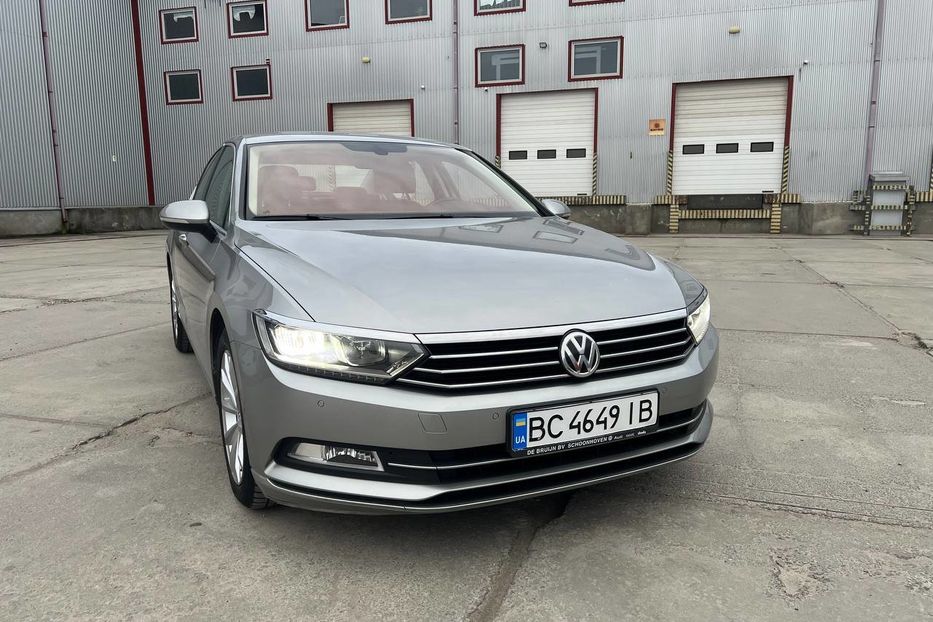 Продам Volkswagen Passat B8 LED NAVI KLIMA  2015 года в Львове