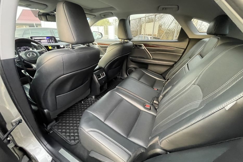 Продам Lexus RX 450 HYBRYD 2018 года в Львове