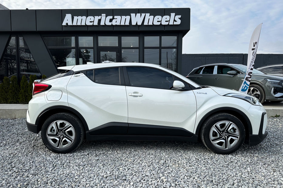 Продам Toyota C-HR electric TOP 2021 года в Черновцах