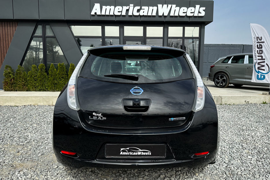 Продам Nissan Leaf 24 kwt 2015 года в Черновцах