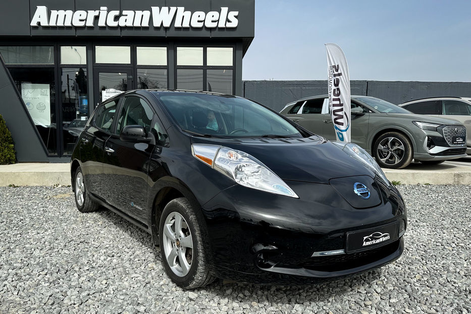 Продам Nissan Leaf 24 kwt 2015 года в Черновцах