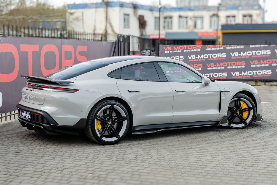 Продам Porsche Taycan Turbo S 2021 года в Киеве