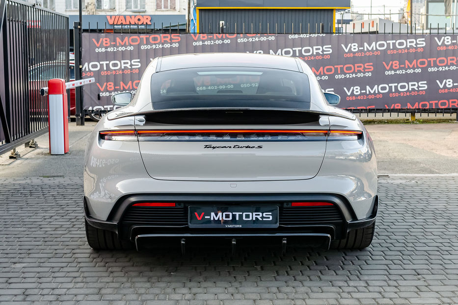 Продам Porsche Taycan Turbo S 2021 года в Киеве