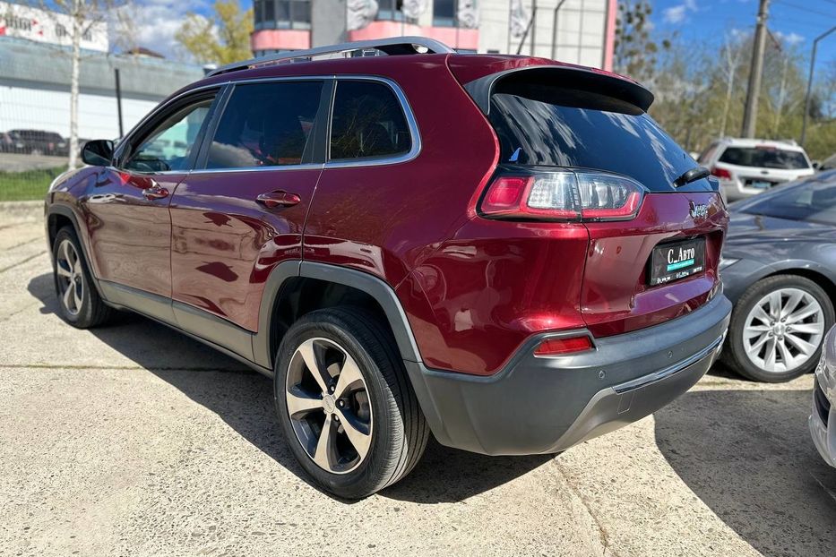 Продам Jeep Cherokee 2018 года в Черновцах