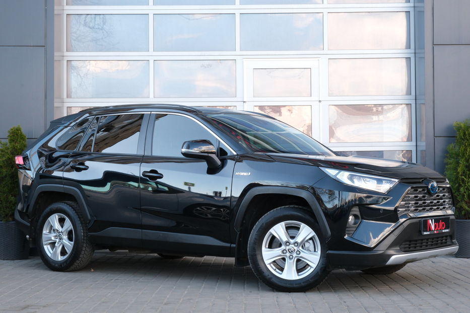 Продам Toyota Rav 4 2022 года в Одессе