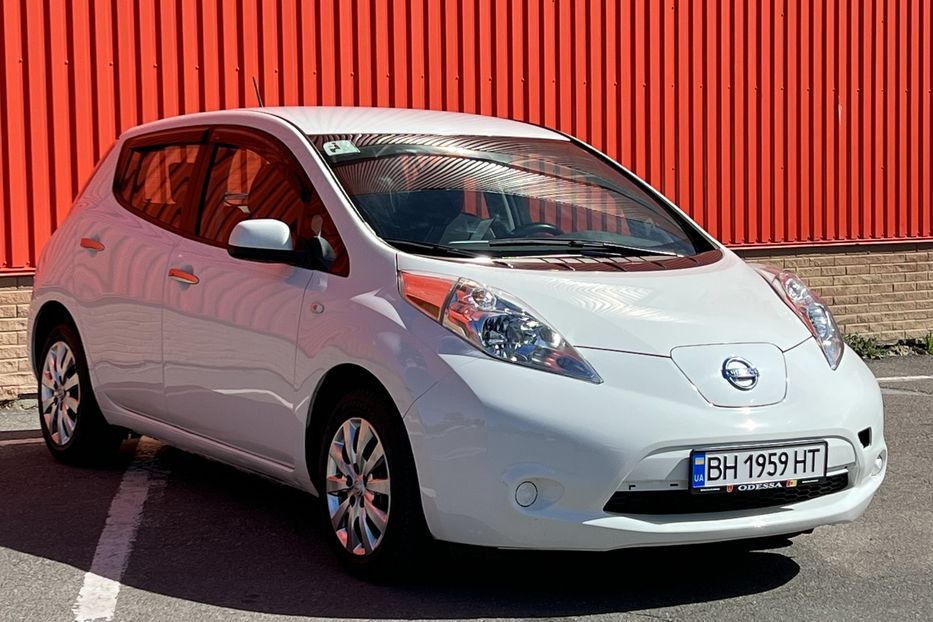 Продам Nissan Leaf 30 kW 2017 года в Одессе