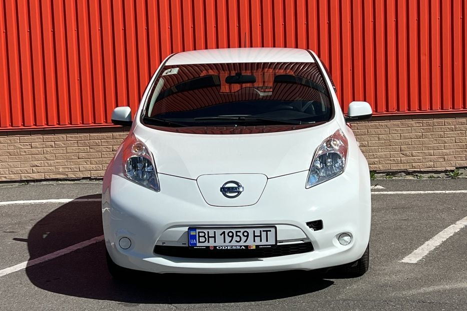 Продам Nissan Leaf 30 kW 2017 года в Одессе