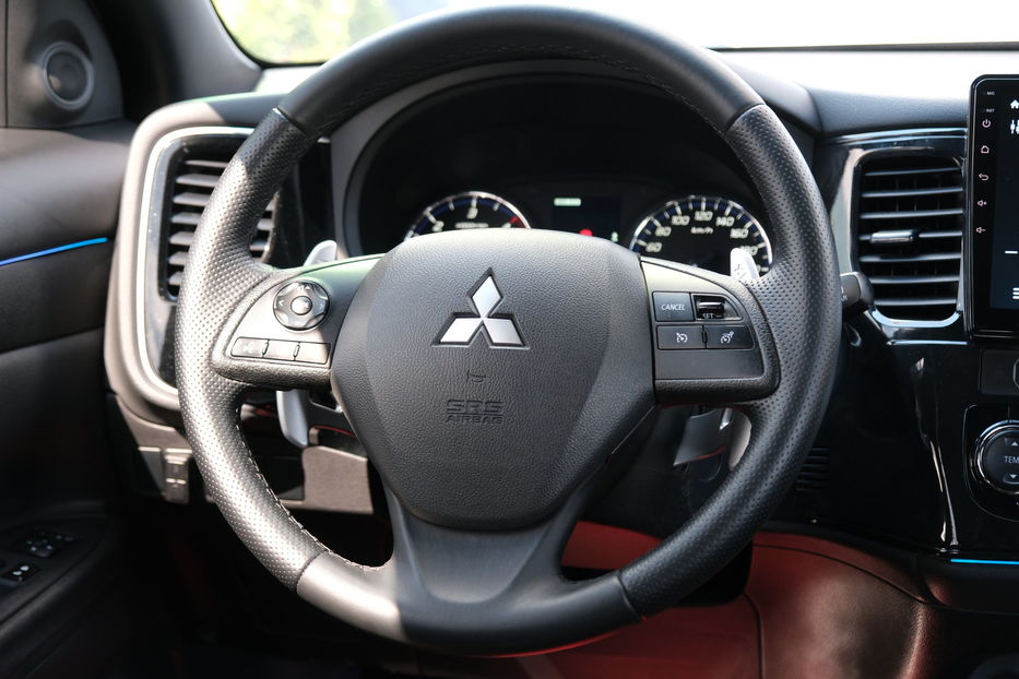 Продам Mitsubishi Outlander 2015 года в Одессе