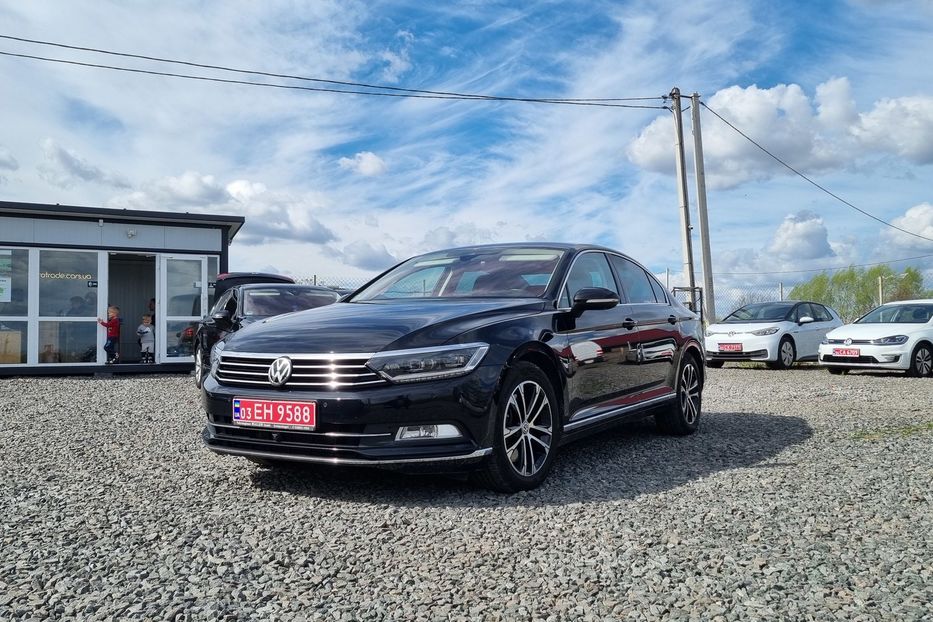 Продам Volkswagen Passat B8 Highline 2.0TSI 200kW DSG Full 2019 года в Львове