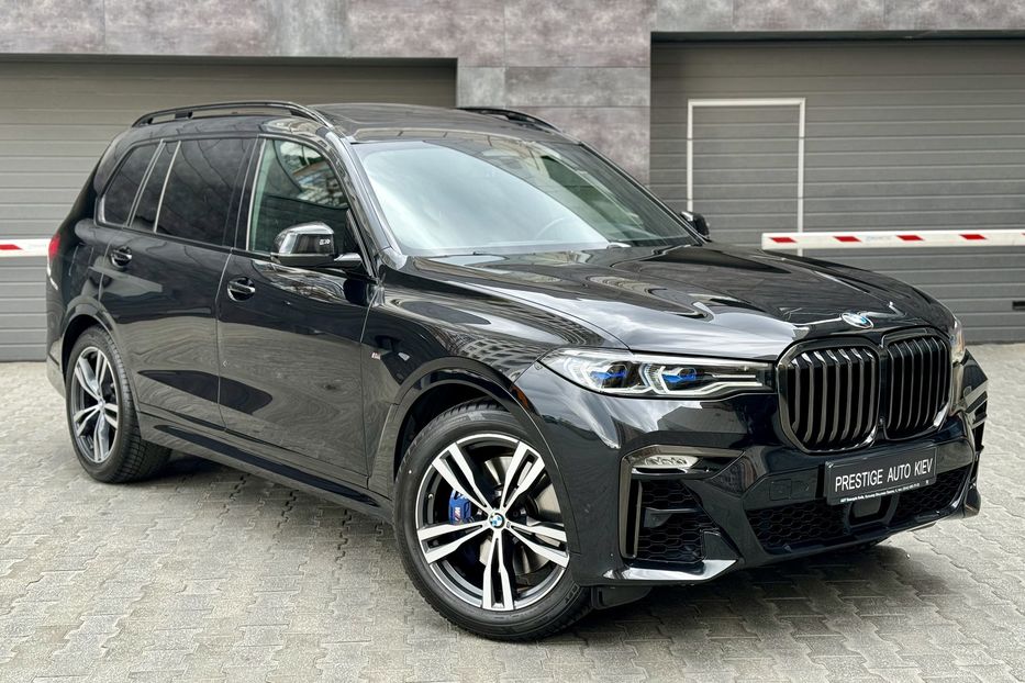 Продам BMW X7 M50D  2020 года в Киеве