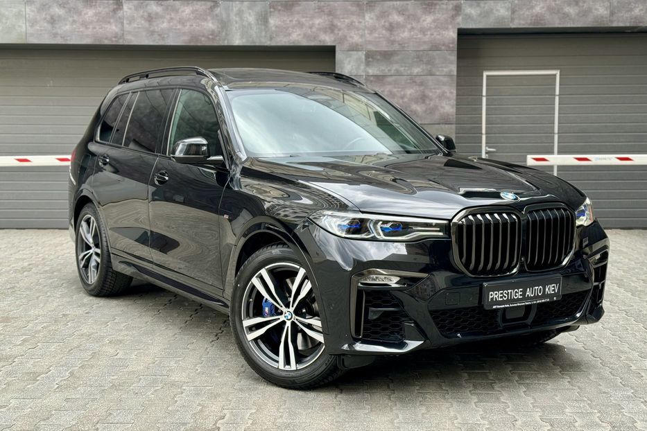 Продам BMW X7 M50D  2020 года в Киеве