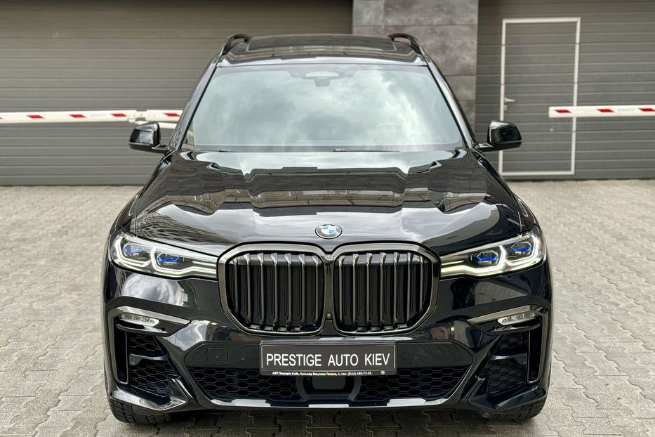 Продам BMW X7 M50D  2020 года в Киеве