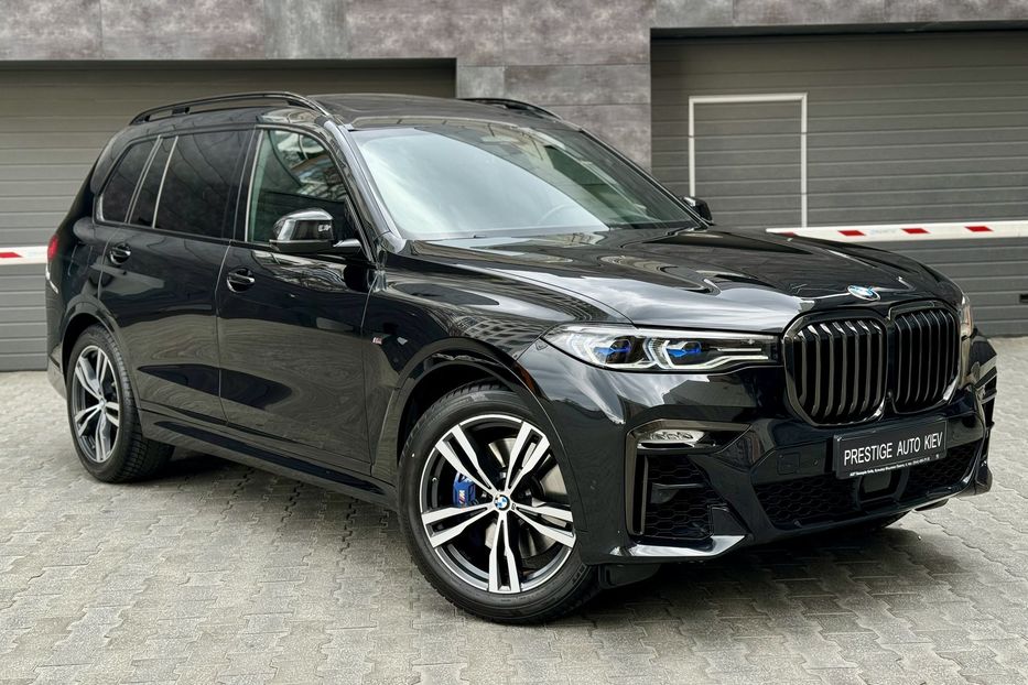 Продам BMW X7 M50D  2020 года в Киеве