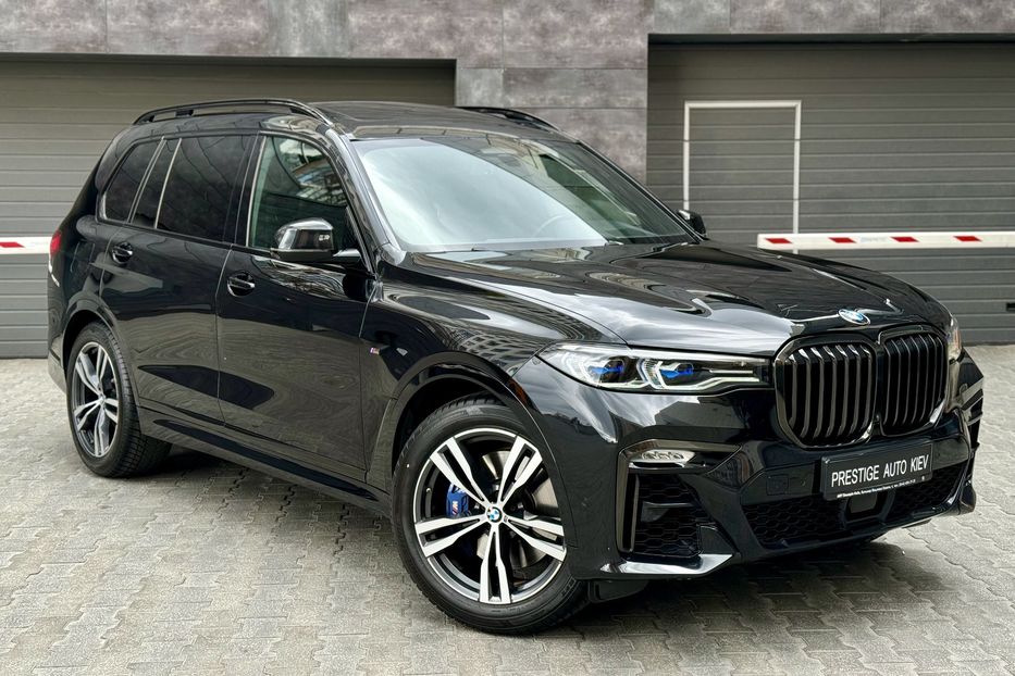 Продам BMW X7 M50D  2020 года в Киеве