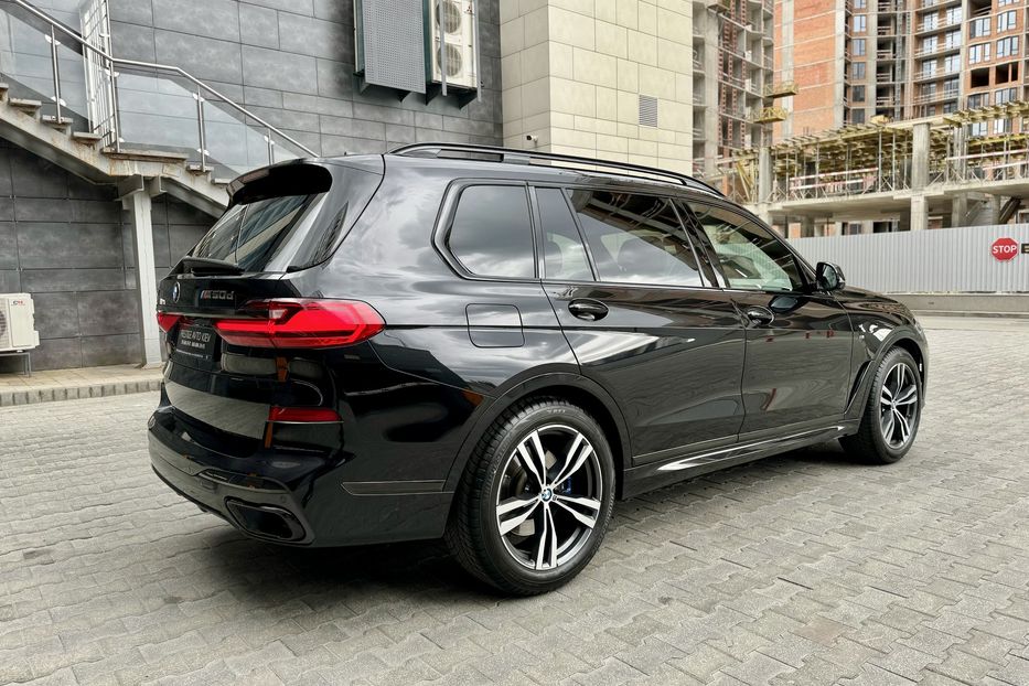 Продам BMW X7 M50D  2020 года в Киеве