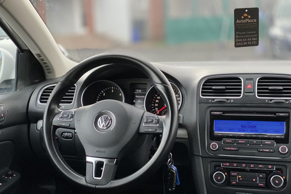 Продам Volkswagen Golf  VI 2011 года в Луцке