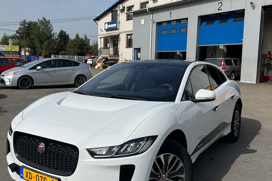 Продам Jaguar F-Pace 2018 года в Киеве