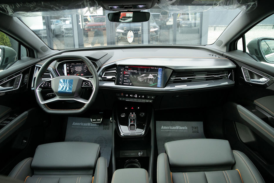 Продам Audi E-Tron Q4 Top 2023 года в Черновцах