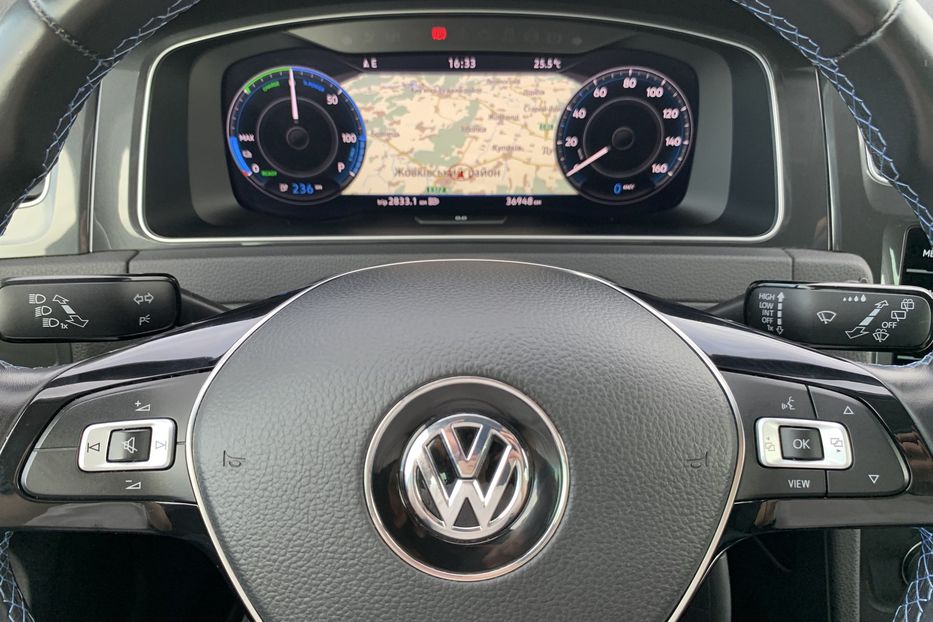 Продам Volkswagen e-Golf Автосвітло , Virtual Cockpit 2020 года в Львове