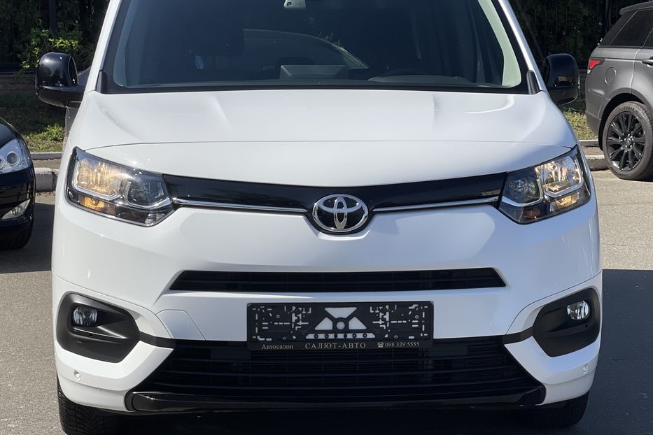 Продам Toyota Verso  PROACE CITY 2022 года в Киеве