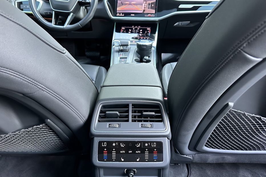 Продам Audi A6 45TFSI Quattro 2019 года в Киеве