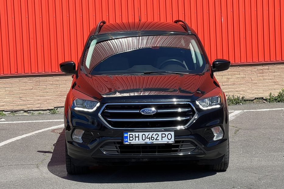 Продам Ford Escape Se 2018 года в Одессе