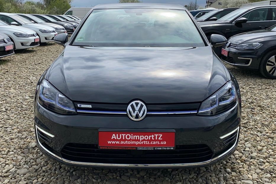 Продам Volkswagen e-Golf 35.8 kWh Тепловий,Круїз,Колеса 2020 года в Львове