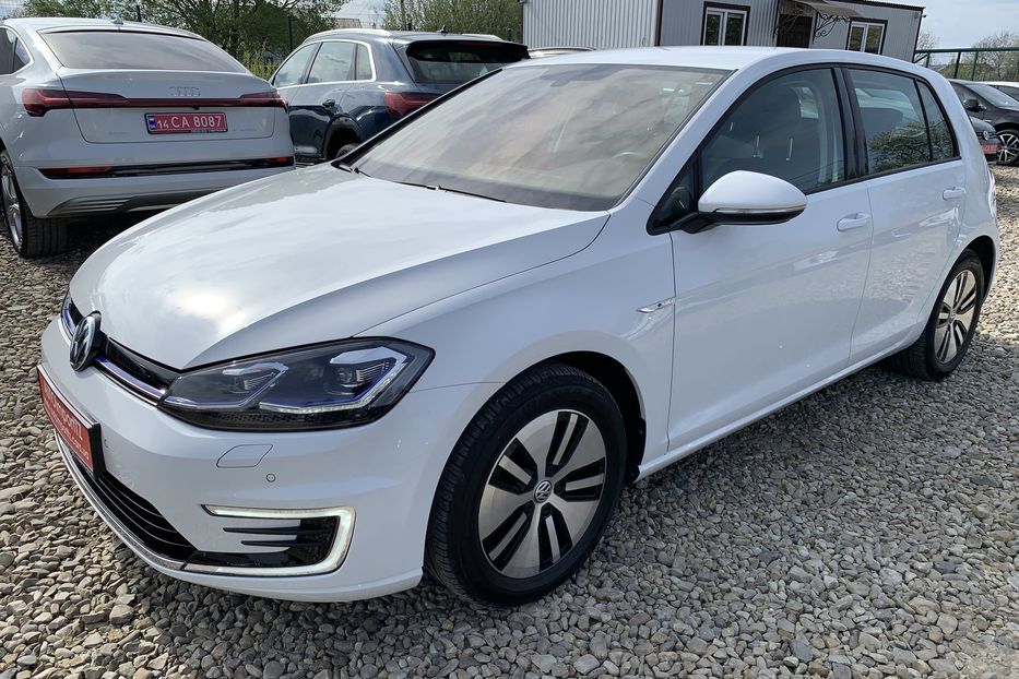 Продам Volkswagen e-Golf ТепловийАдаптивнийПідігрівсиді 2019 года в Львове