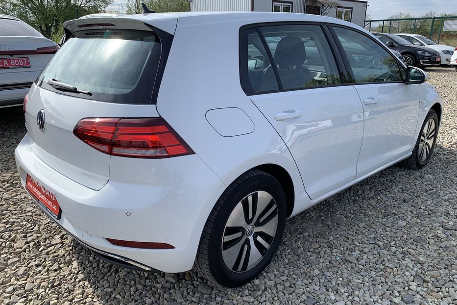 Продам Volkswagen e-Golf ТепловийАдаптивнийПідігрівсиді 2019 года в Львове