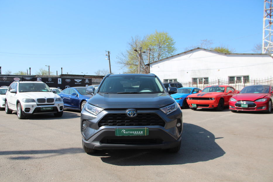 Продам Toyota Rav 4 Hybrid XLE 2021 года в Одессе