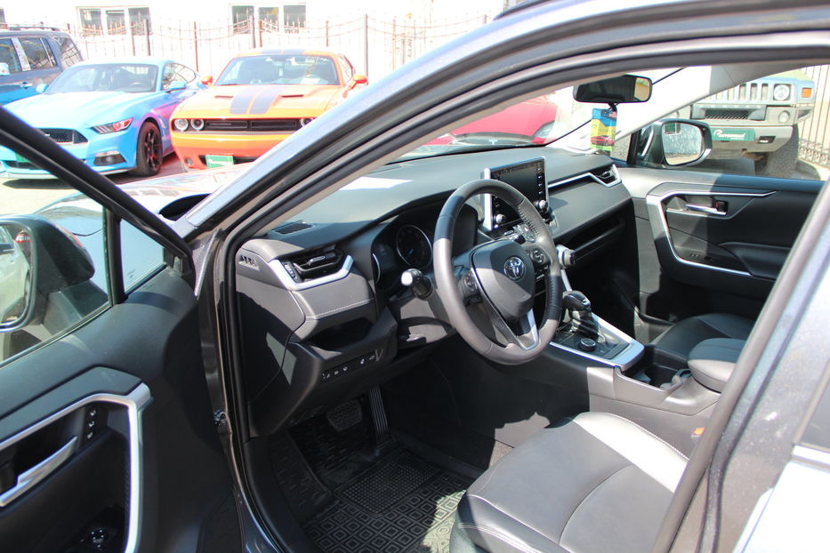 Продам Toyota Rav 4 Hybrid XLE 2021 года в Одессе