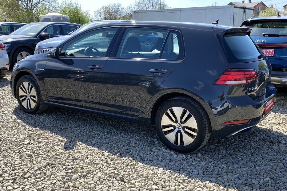 Продам Volkswagen e-Golf 35.8 kWh/136к.с. Круїз,Cockpit 2020 года в Львове