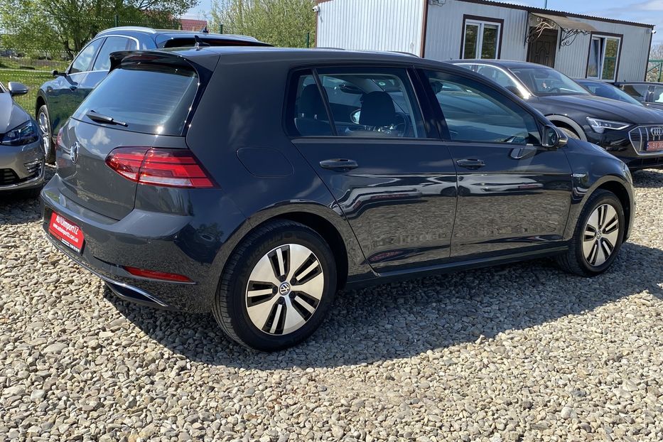 Продам Volkswagen e-Golf 35.8 kWh/136к.с. Круїз,Cockpit 2020 года в Львове