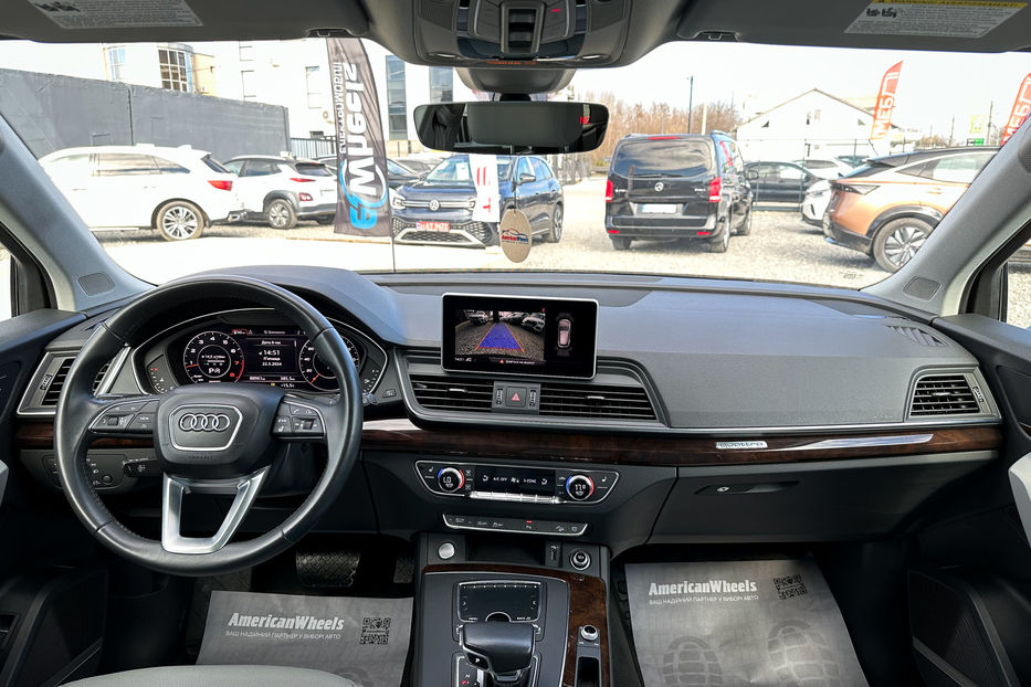 Продам Audi Q5 Premium Plus 2018 года в Черновцах