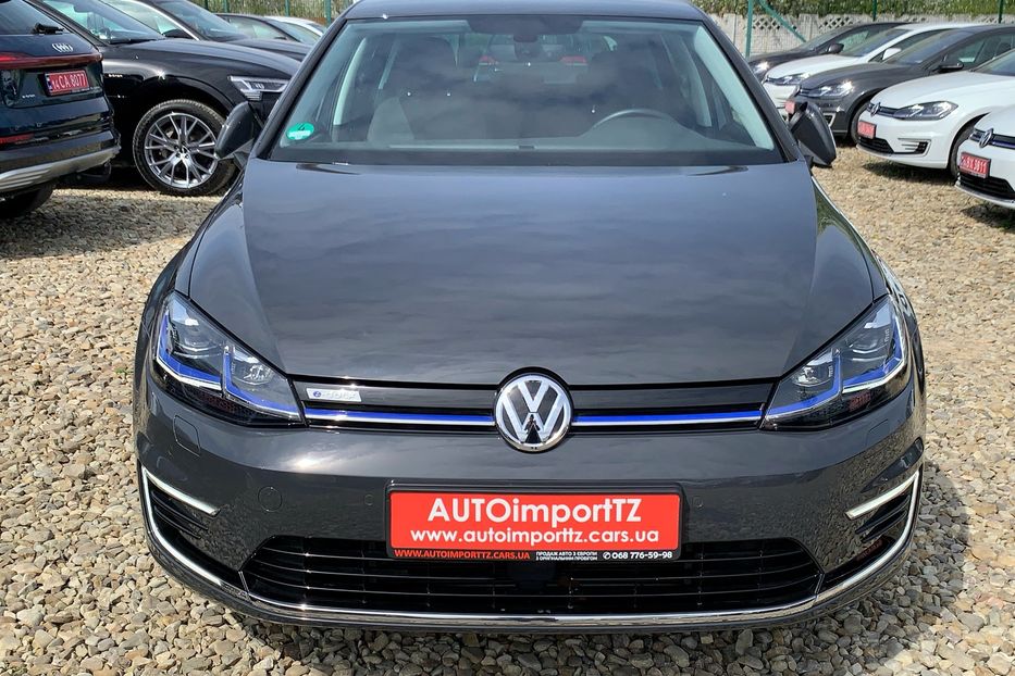 Продам Volkswagen e-Golf Адаптивнийкруїз,Cockpit+Колеса 2020 года в Львове