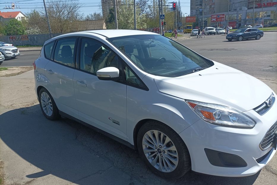 Продам Ford C-Max плагин 2017 года в Одессе