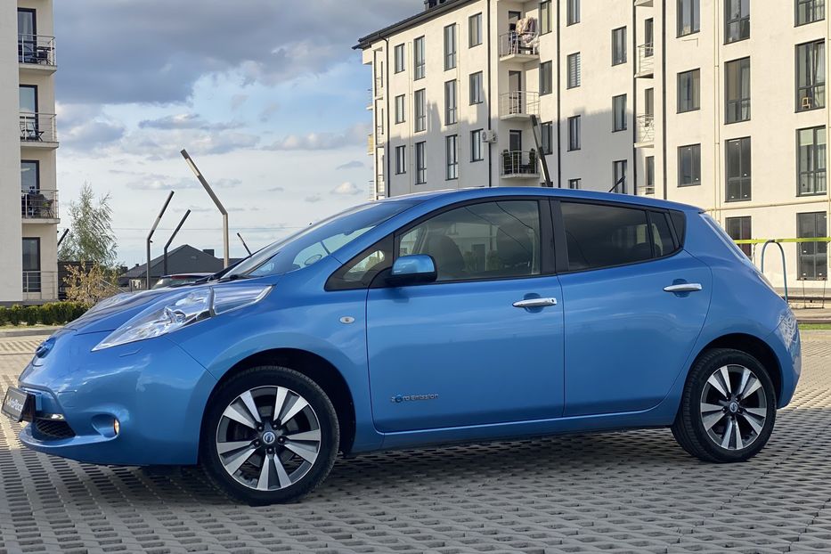 Продам Nissan Leaf 2013 года в Луцке