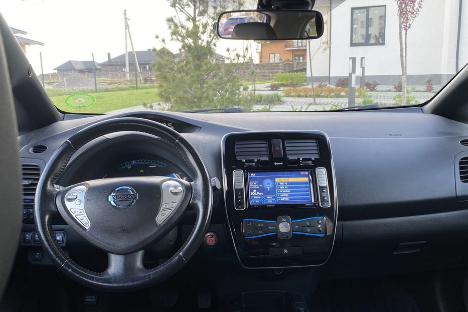 Продам Nissan Leaf 2013 года в Луцке