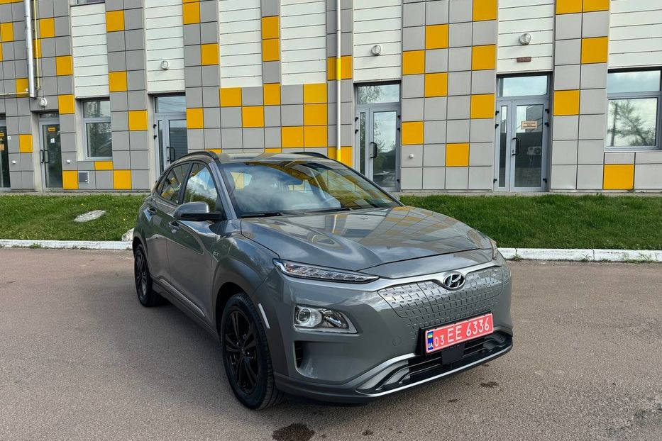 Продам Hyundai Kona 39kWh 2021 года в Киеве