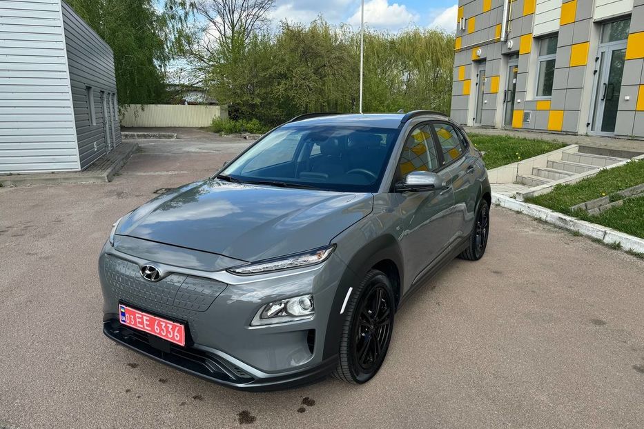 Продам Hyundai Kona 39kWh 2021 года в Киеве