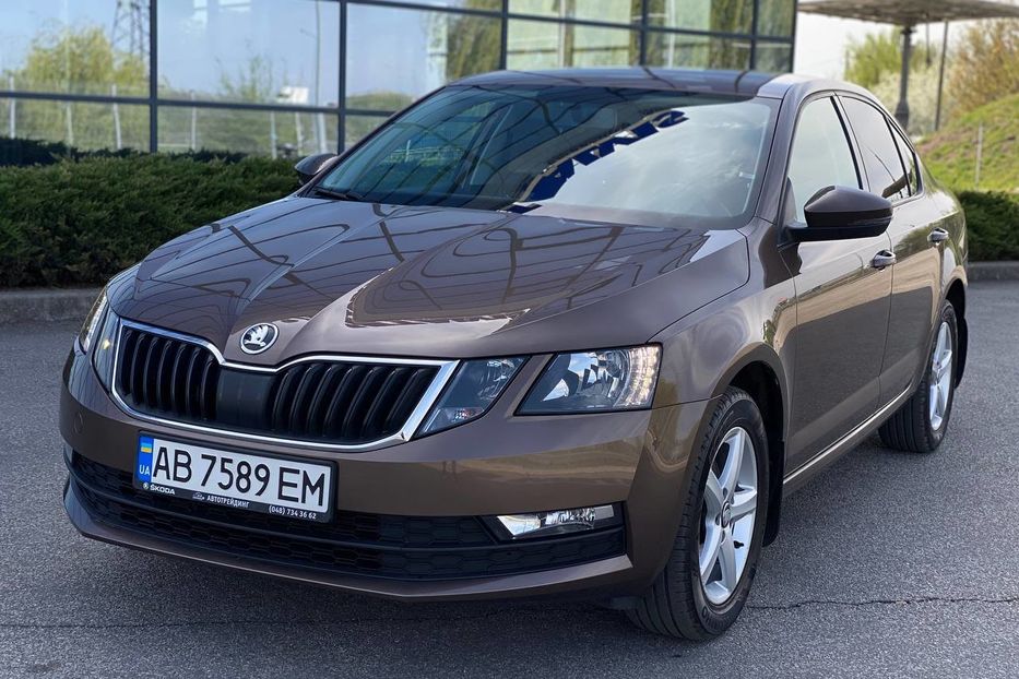 Продам Skoda Octavia A7 Official 2019 года в Днепре