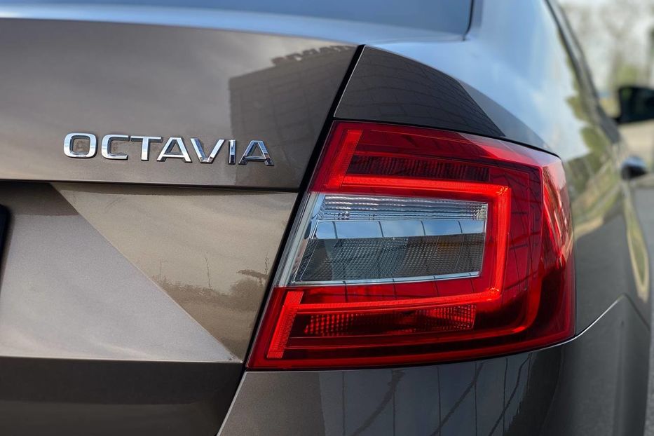 Продам Skoda Octavia A7 Official 2019 года в Днепре