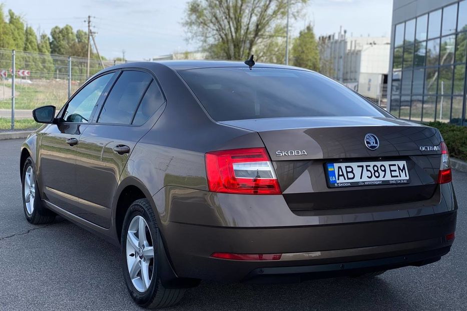 Продам Skoda Octavia A7 Official 2019 года в Днепре