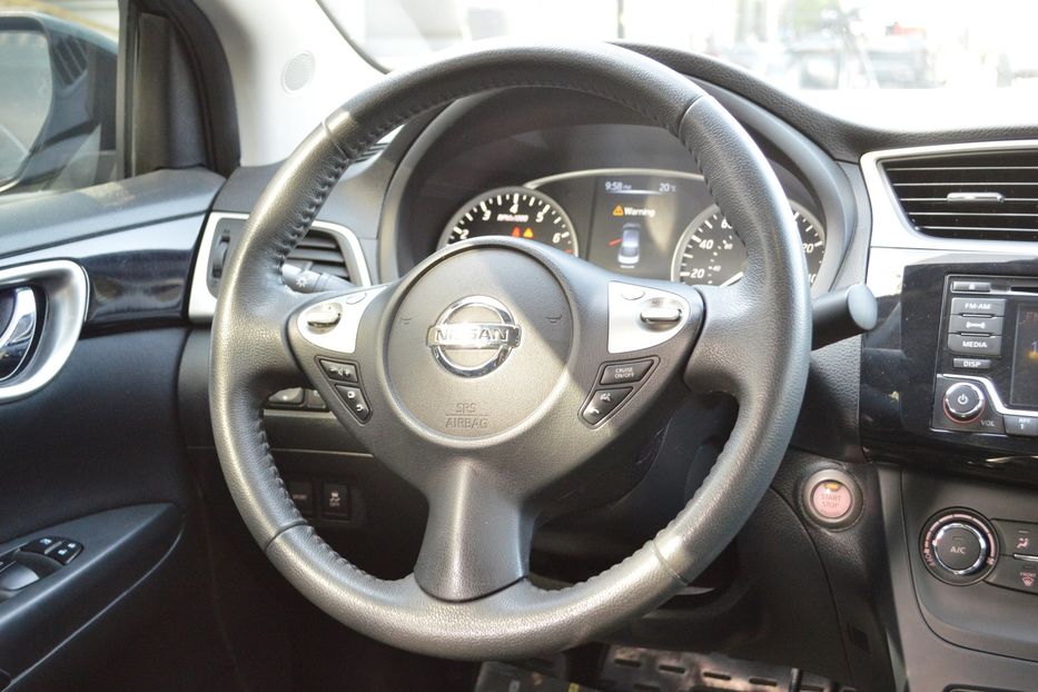 Продам Nissan Sentra 2017 года в Одессе