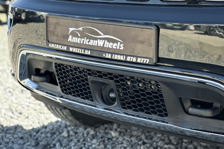 Продам Jeep Grand Cherokee Overland 2016 года в Черновцах