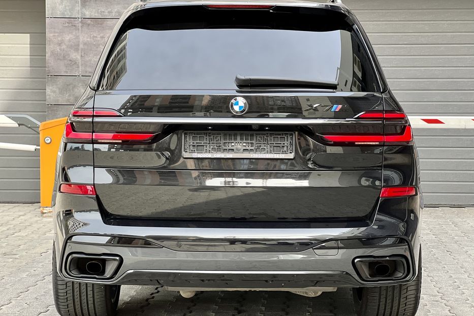 Продам BMW X7 2022 года в Киеве