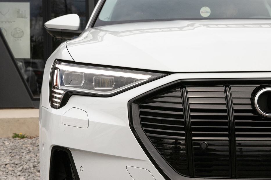 Продам Audi E-Tron 55 Premium Plus 2020 года в Черновцах