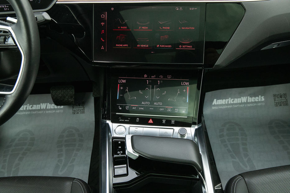 Продам Audi E-Tron 55 Premium Plus 2020 года в Черновцах